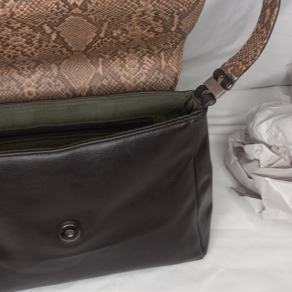 Mondani Brown Shoulder Bag - Picture 6 of 10